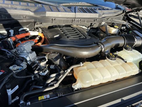 Used 2022 Ford F150 Platinum w/ Equipment Group 701A High image 27