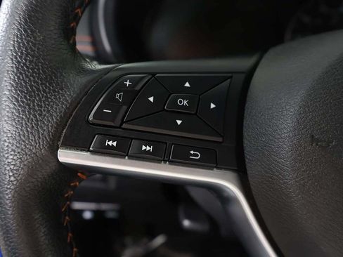 Used 2023 Nissan Kicks SR w/ SR Premium Package FWD image 40