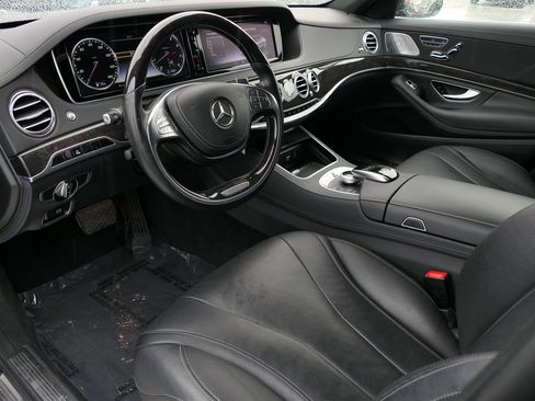Used 2017 Mercedes-Benz S 550 Sedan image 10