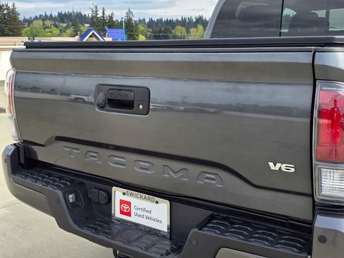 Certified 2023 Toyota Tacoma TRD Off-Road w/ TRD Premium Off Road Package AWD/4WD image 13