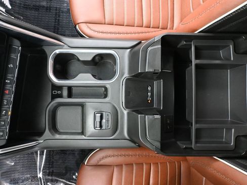 Used 2025 GMC Sierra 3500 Denali Ultimate image 43