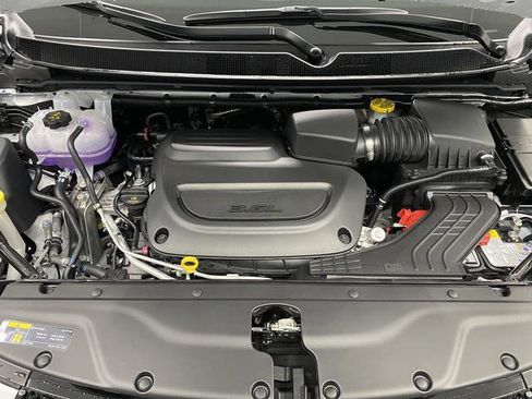 New 2026 Chrysler Pacifica Limited w/ S Appearance Package AWD/4WD image 42