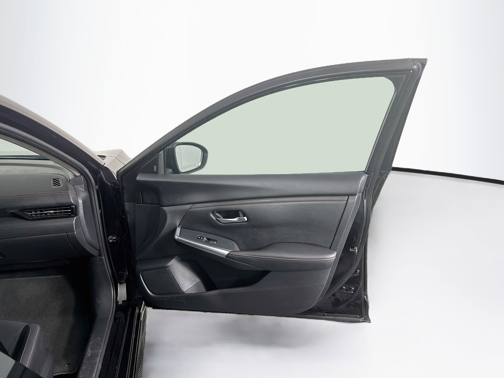 Used 2025 Nissan Sentra SR FWD image 30
