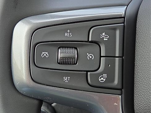 Used 2026 Chevrolet Silverado 2500 LT w/ Convenience Package image 22