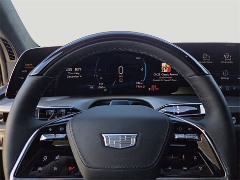 New 2026 Cadillac Vistiq Platinum image 10