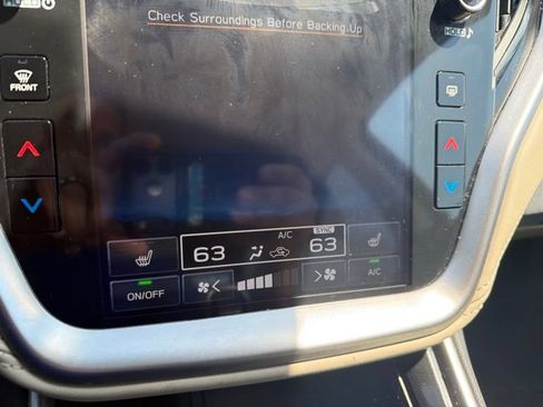 Certified 2025 Subaru Outback Premium AWD/4WD image 18