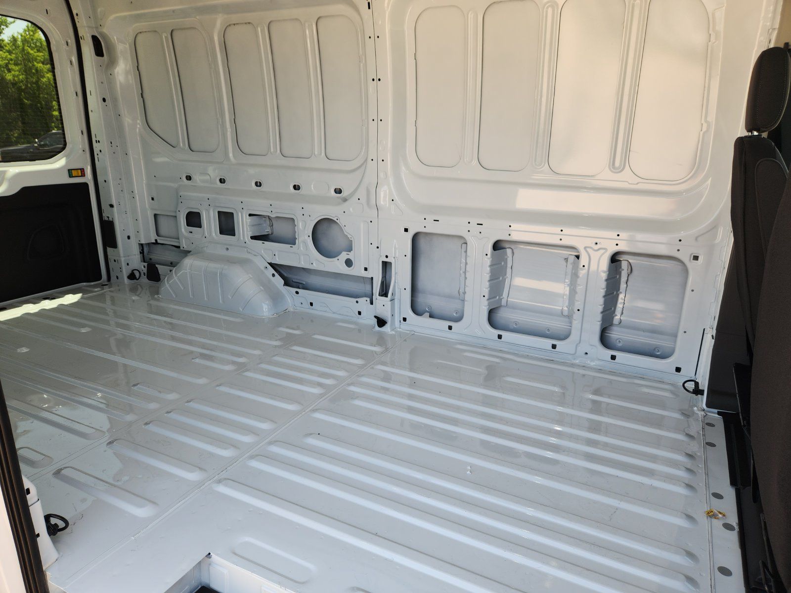 New 2026 Ford Transit 350 148 High Roof AWD image 24