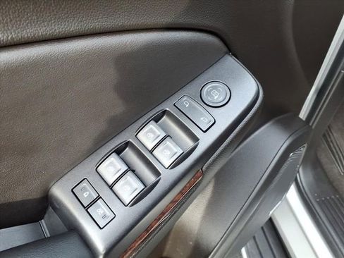 Used 2020 GMC Yukon SLE w/ SLE Value Package AWD/4WD image 11