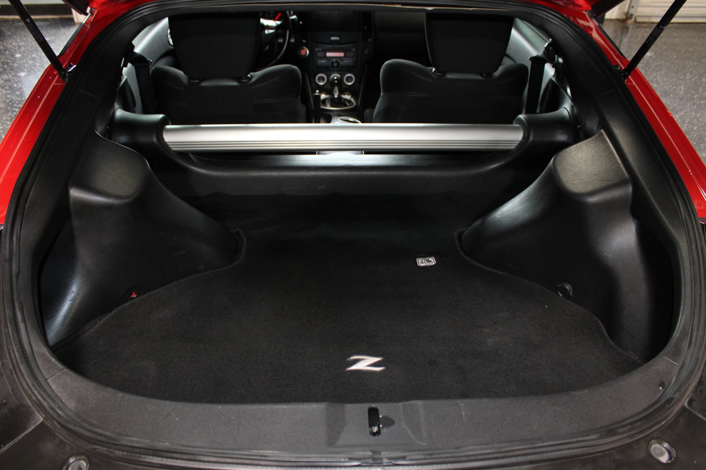 Used 2012 Nissan 370Z Coupe RWD image 30