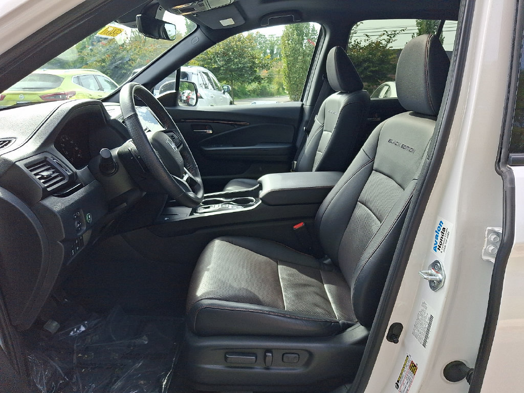 Used 2024 Honda Ridgeline Black Edition image 14