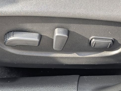 Used 2019 Nissan Rogue Sport SL w/ Premium Package image 20