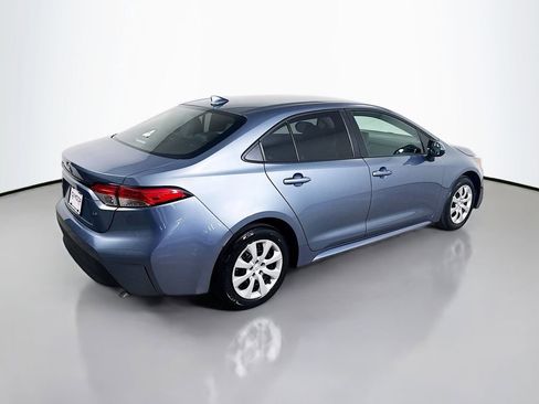 Used 2024 Toyota Corolla LE image 7