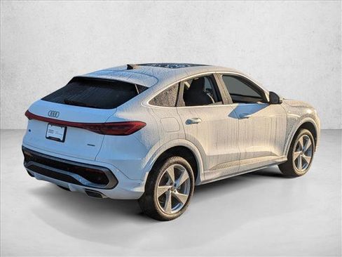 New 2025 Audi Q5 Premium Plus image 2