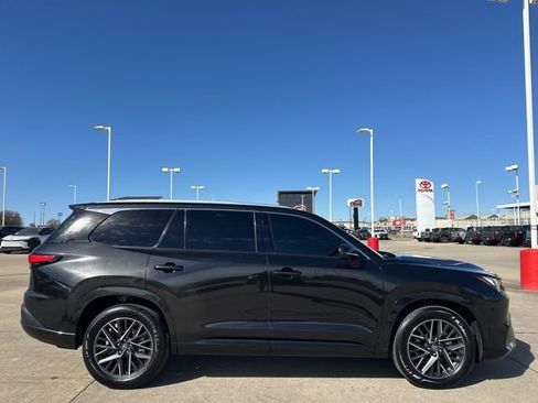 Used 2025 Lexus TX 350 AWD w/ Technology Package image 3