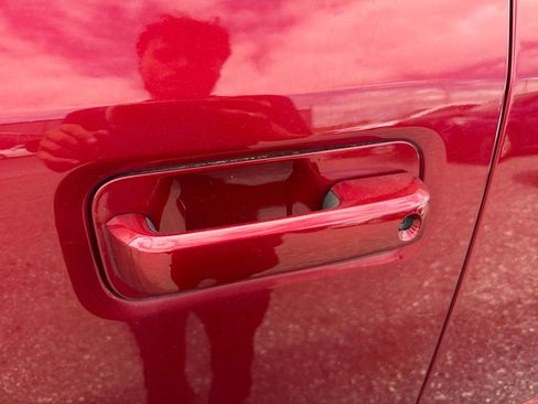 Used 2019 Ford F150 XLT w/ Equipment Group 302A Luxury image 9