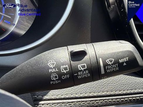 Used 2024 Chrysler Pacifica Limited FWD image 27