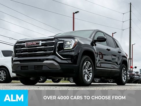 Used 2026 GMC Terrain Elevation FWD image 2