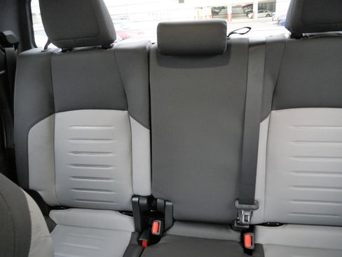 Certified 2025 Toyota Tacoma TRD Off-Road image 14