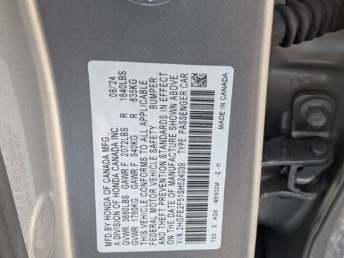 Used 2025 Honda Civic Sport image 24