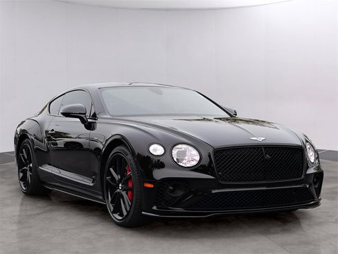 Used 2023 Bentley Continental GT Azure image 3