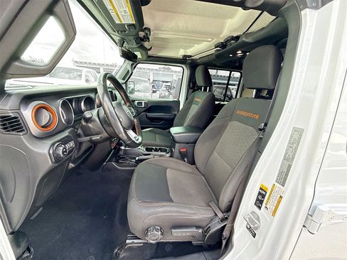 Used 2021 Jeep Gladiator Mojave image 23