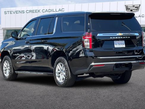 Used 2024 Chevrolet Suburban LT AWD/4WD image 5