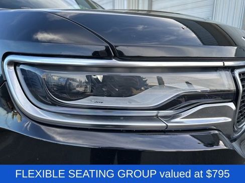 Used 2022 Jeep Wagoneer Series III w/ Premium Group I image 9