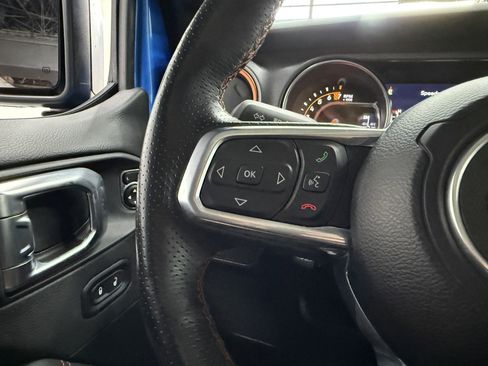 Used 2023 Jeep Gladiator Mojave w/ LED Lighting Group image 15