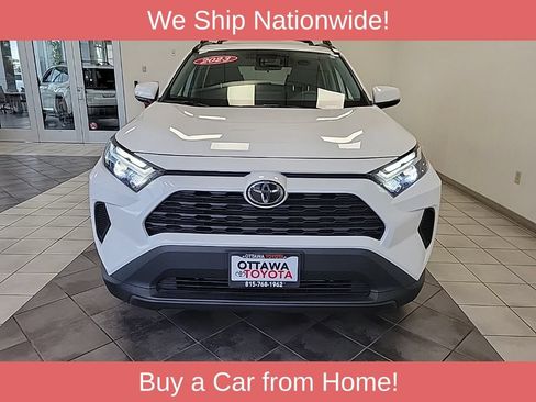 Used 2023 Toyota RAV4 XLE w/ Convenience Package AWD/4WD image 4