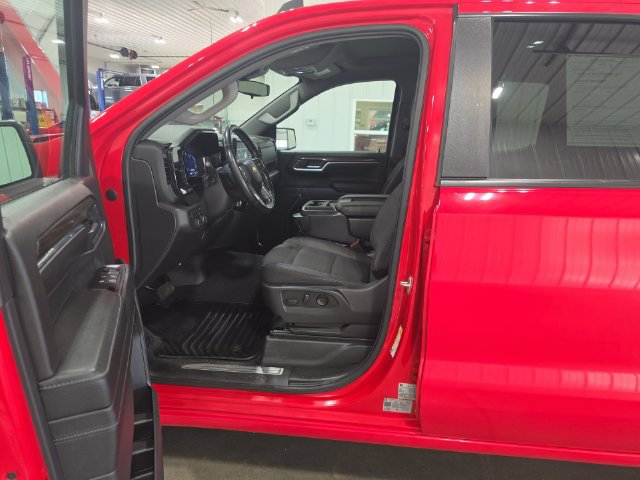 Used 2023 Chevrolet Silverado 1500 LT AWD/4WD image 22