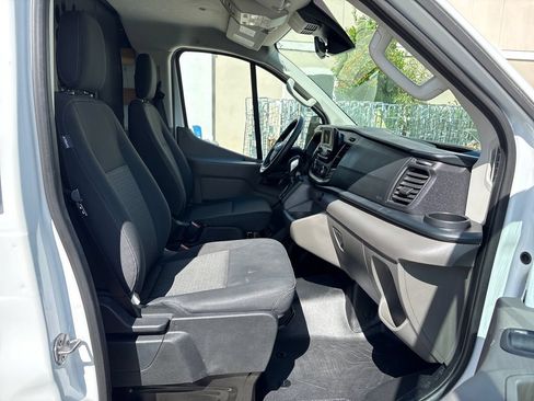 Certified 2025 Ford Transit 250 Low Roof w/ Exterior Upgrade Package RWD image 7