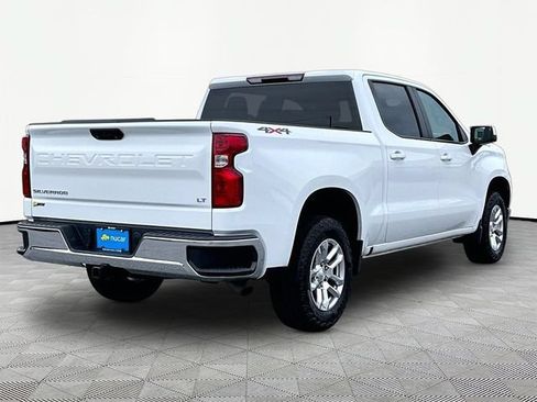 Used 2022 Chevrolet Silverado 1500 LT AWD/4WD image 6
