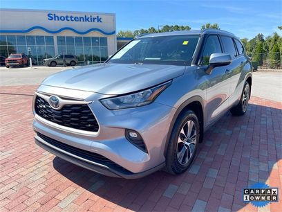 Used 2020 Toyota Highlander XLE