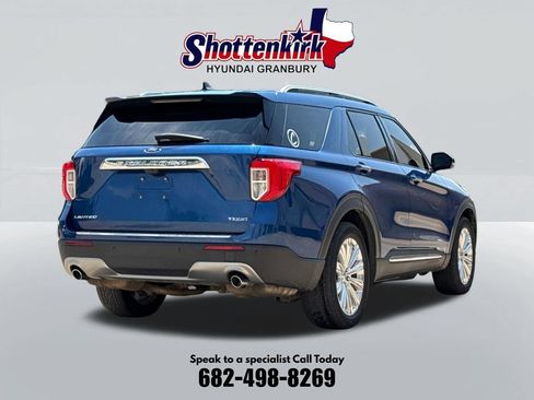 Used 2021 Ford Explorer Limited w/ Equipment Group 301A RWD image 6