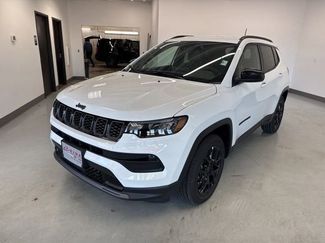 New 2026 Jeep Compass Latitude w/ Quick Order Package 29K video 3