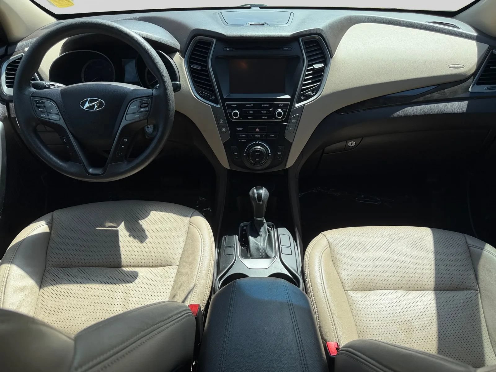 Used 2017 Hyundai Santa Fe Sport FWD image 14
