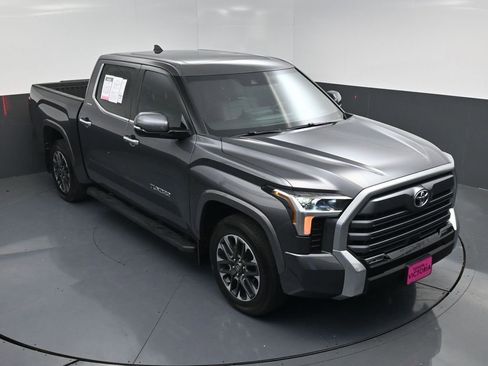 Used 2025 Toyota Tundra Limited image 16