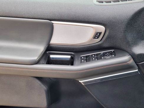 Used 2025 Ford Expedition Active image 20