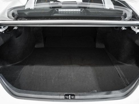 Used 2025 Toyota Camry SE image 10