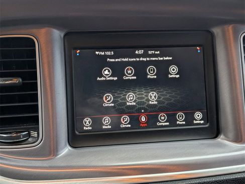 Used 2019 Dodge Charger SXT image 15