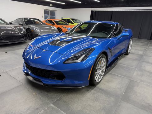 Used 2014 Chevrolet Corvette Stingray Coupe image 1