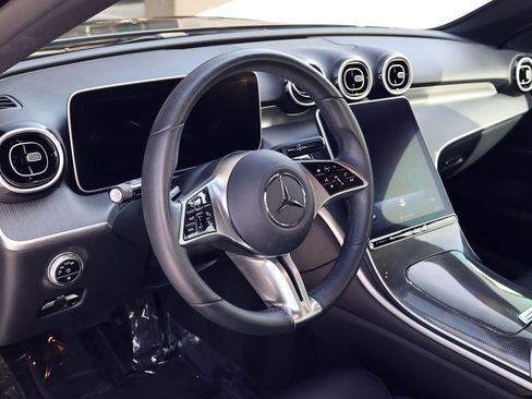 Used 2023 Mercedes-Benz C 300 Sedan image 4