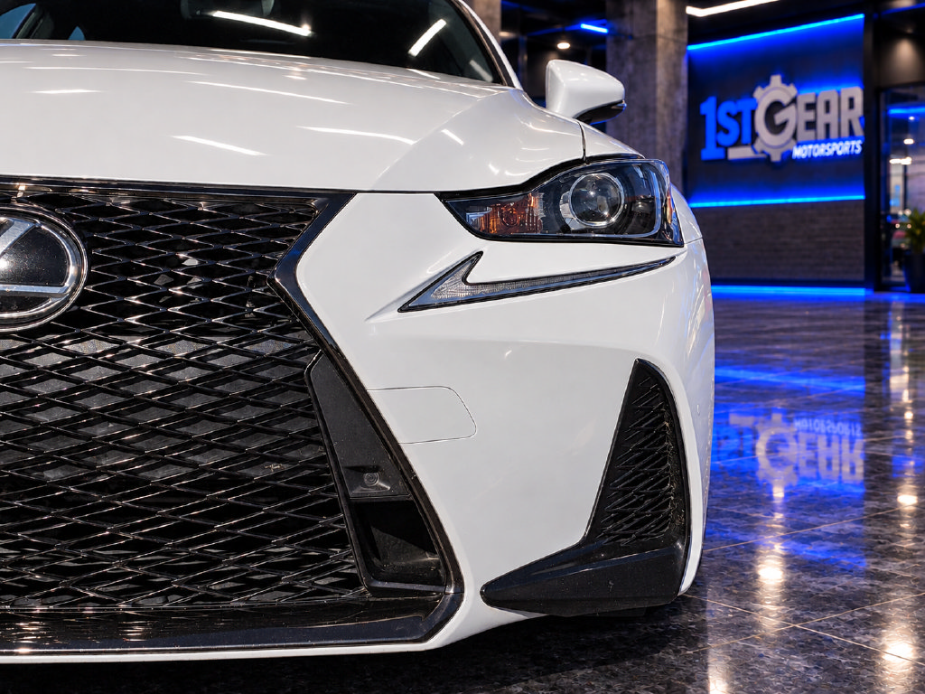 Used 2018 Lexus IS 350 AWD image 12