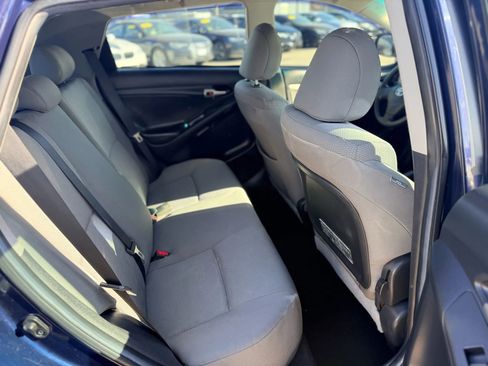 Used 2009 Toyota Matrix S image 22