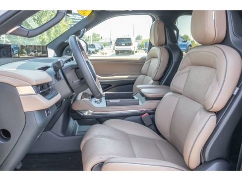 Used 2026 Lincoln Navigator L Black Label AWD/4WD image 17