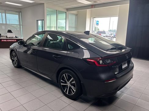 Used 2023 Honda Civic LX image 6