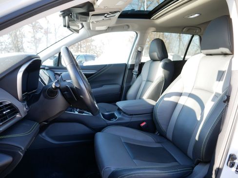 Used 2023 Subaru Outback Onyx Edition XT w/ Popular Package #2 image 34