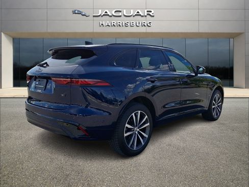 Used 2026 Jaguar F-PACE R-Dynamic S AWD/4WD image 4