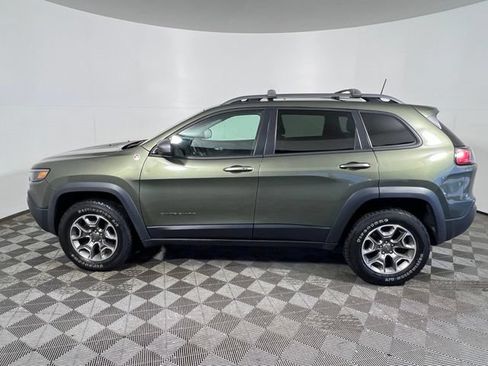 Used 2020 Jeep Cherokee Trailhawk w/ Comfort/Convenience Group AWD/4WD image 5