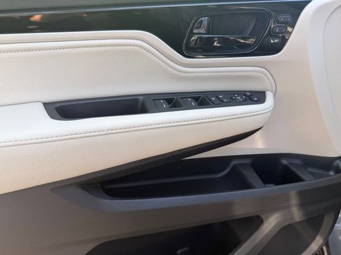 New 2026 Honda Odyssey Elite image 13
